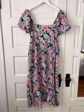 Storia Floral Puff Sleeve Dress – Size M (NWT)